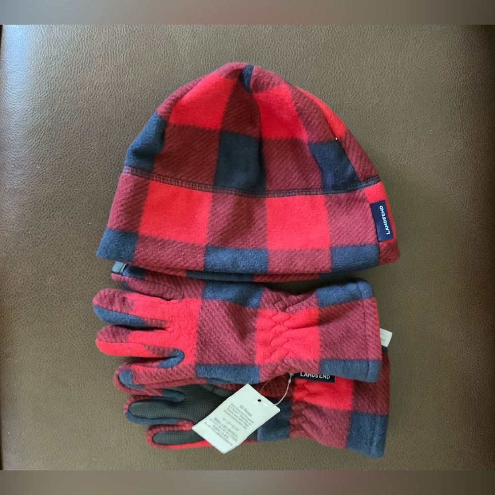 Lands End Little Boys hat and gloves